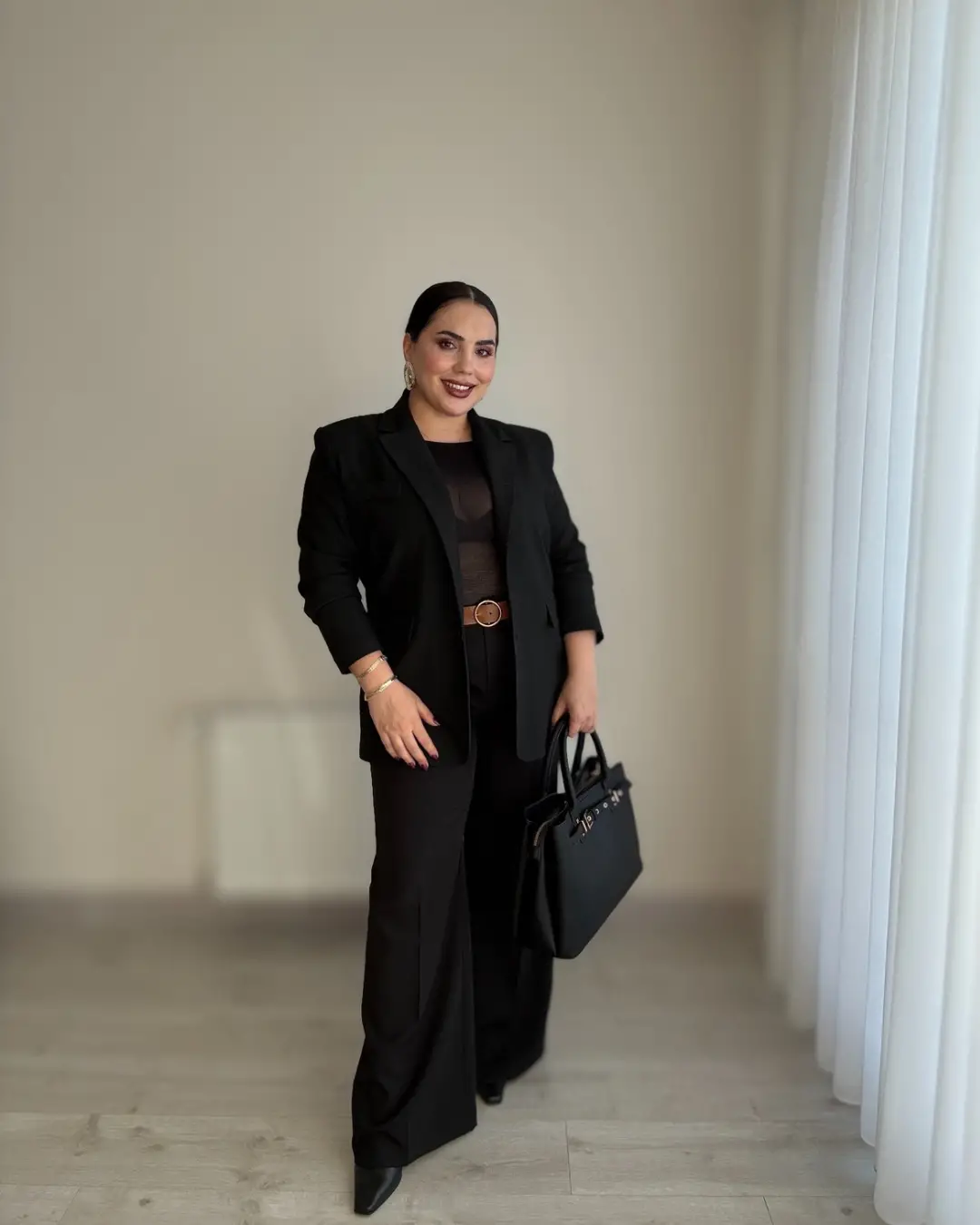 SİYAH ARKASI DÜĞME DETAYLI BLAZER CEKET