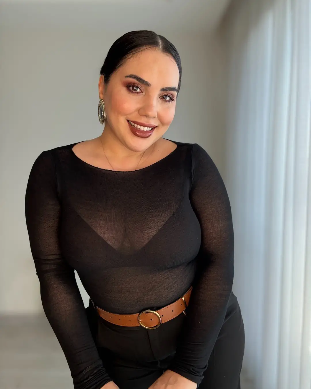 SİYAH TRANSPARAN BLUZ