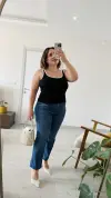 Lacivert atlet