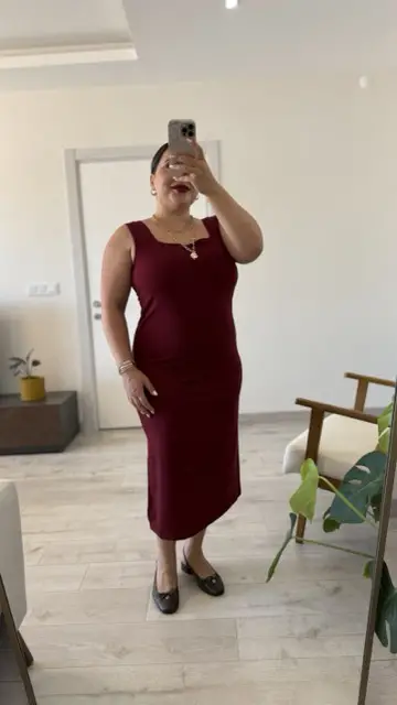 Bordo Kare Yaka Elbise