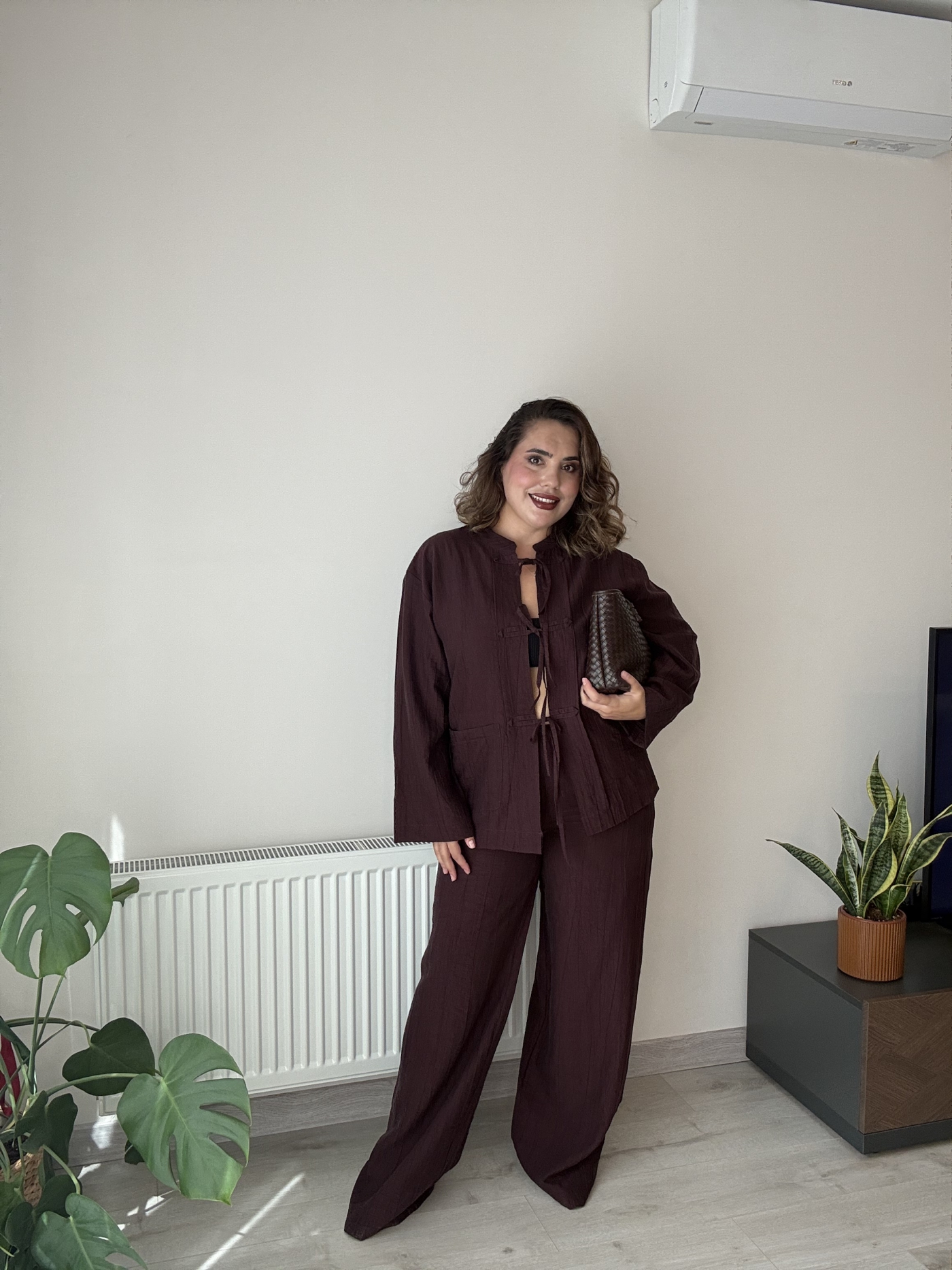 Üstü Biyeli Mürdüm Takım
