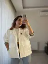 Mevsimlik Beyaz Ceket