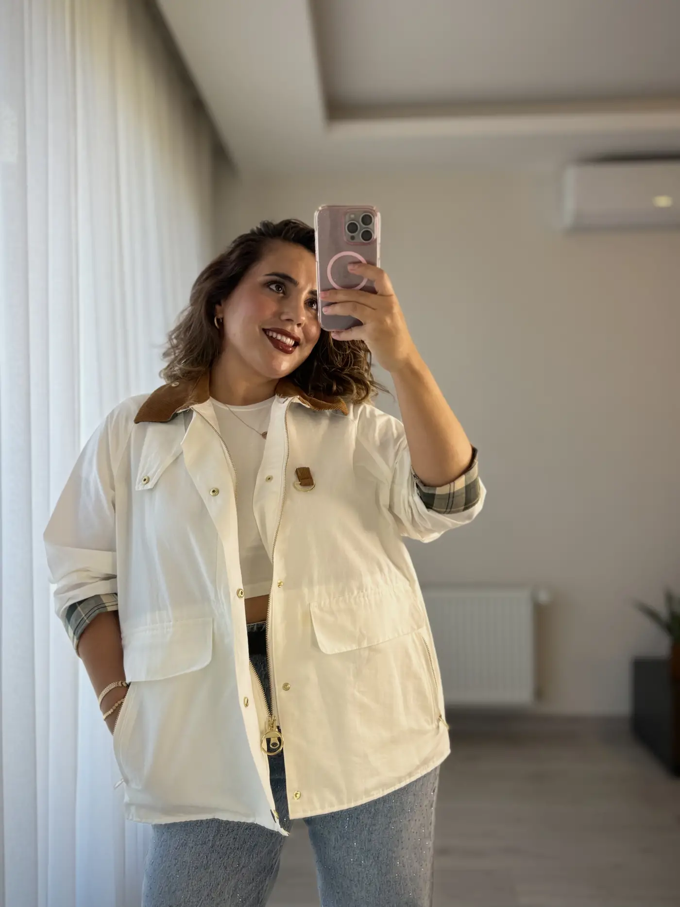 Mevsimlik Beyaz Ceket