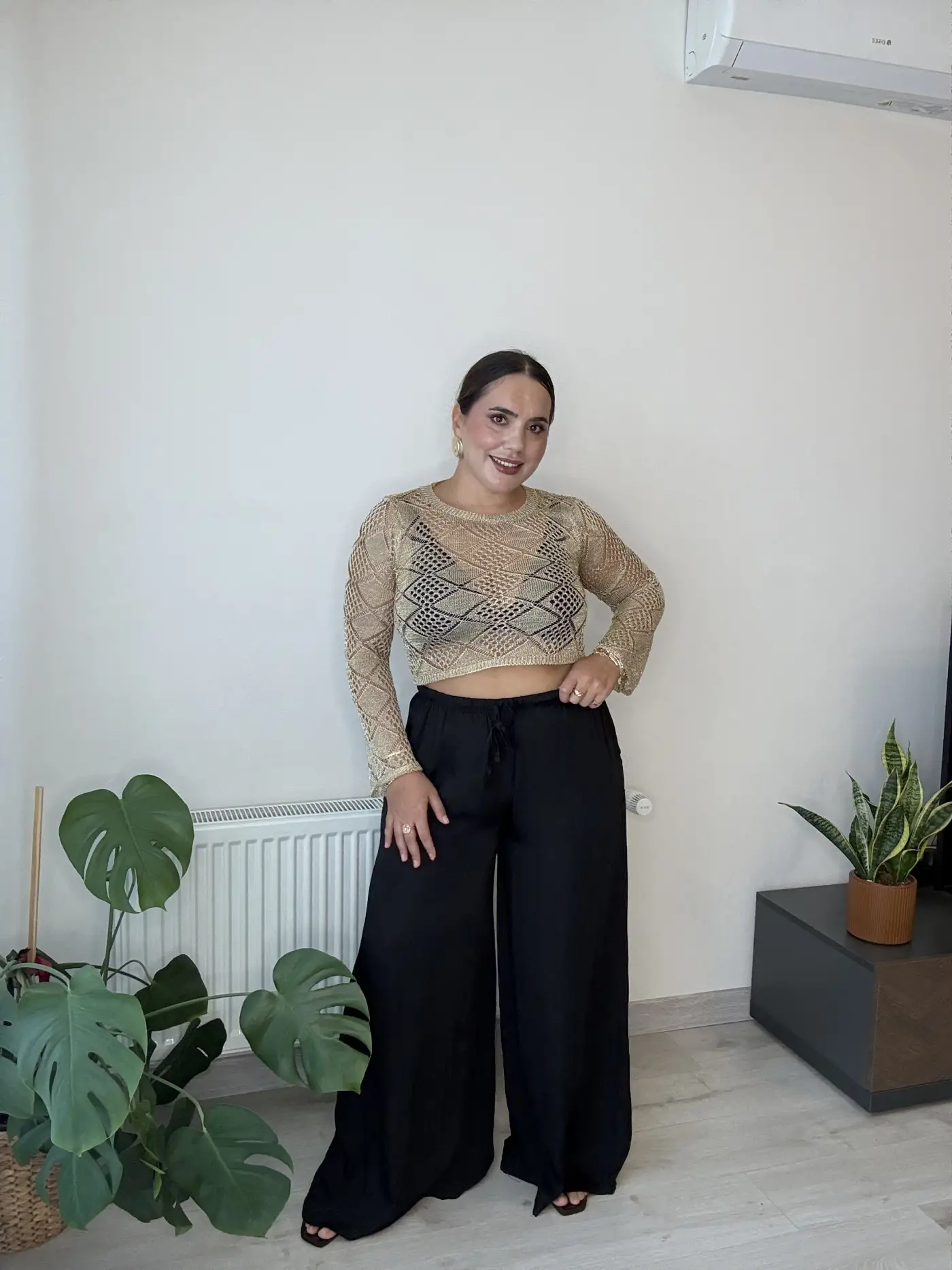 Dökümlü Siyah Pantolon